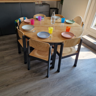 Essentisch